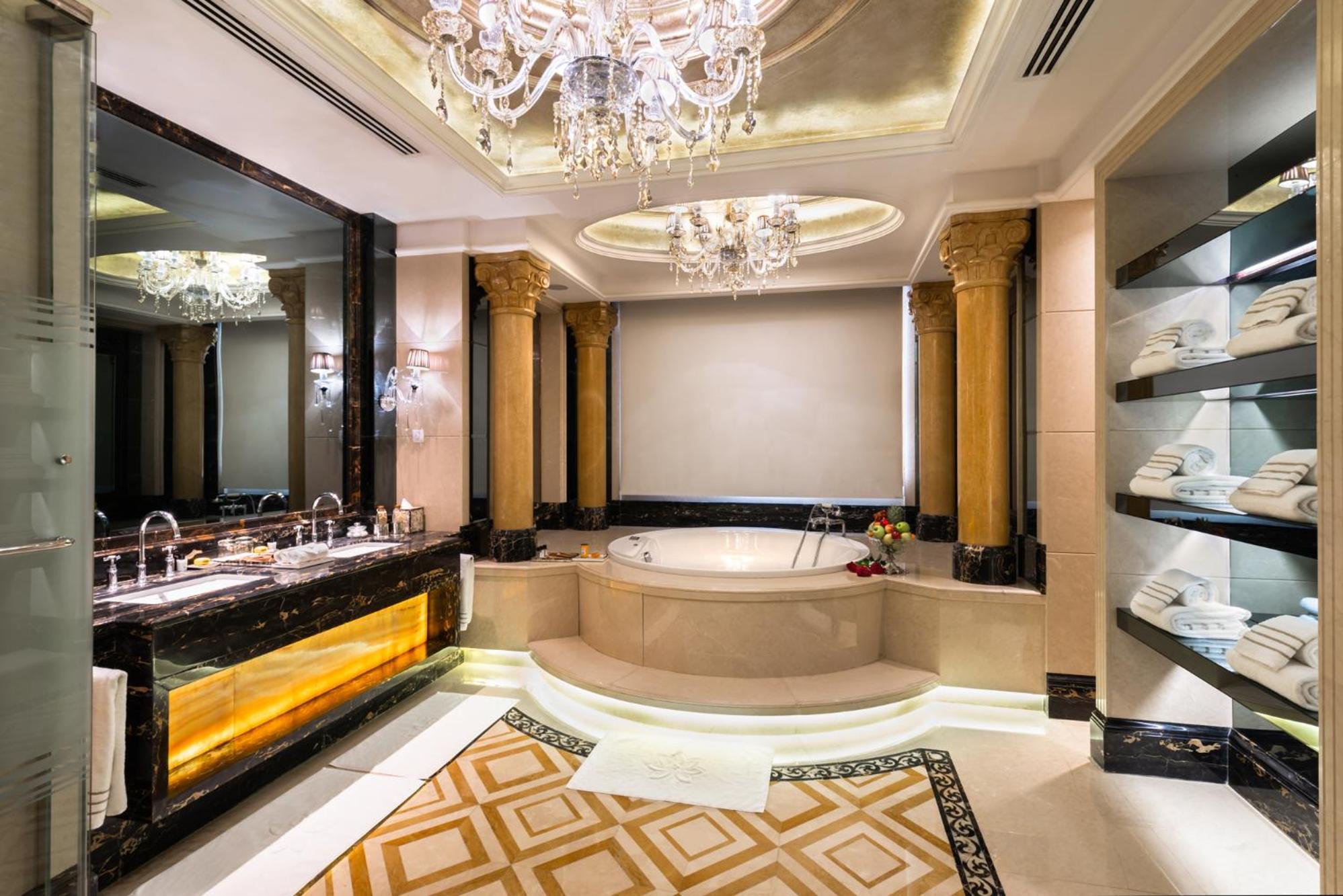 Suite King